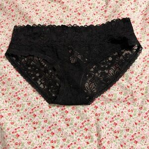 Victoria secret lace panty size large NWT